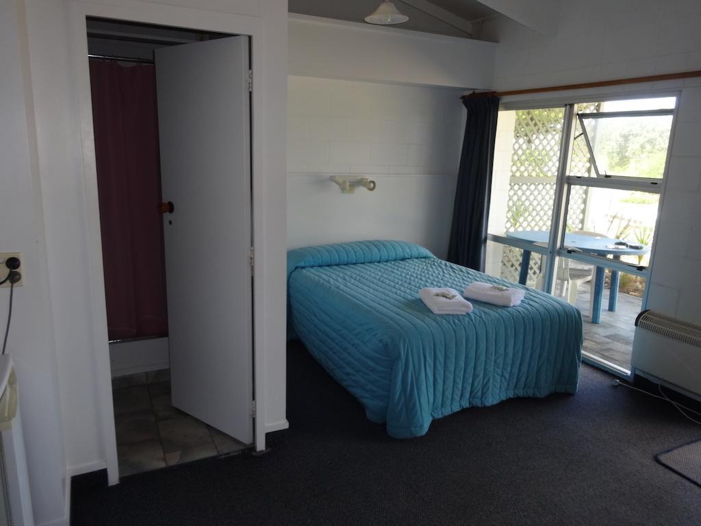Ninety Mile Beach Holiday Park Waipapakauri 客房 照片