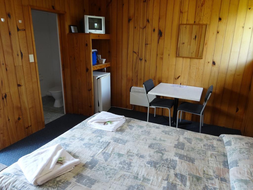 Ninety Mile Beach Holiday Park Waipapakauri 客房 照片