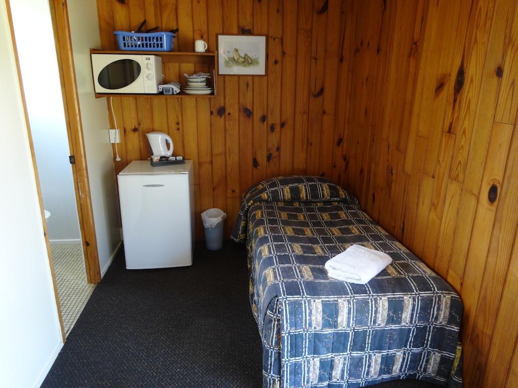 Ninety Mile Beach Holiday Park Waipapakauri 客房 照片