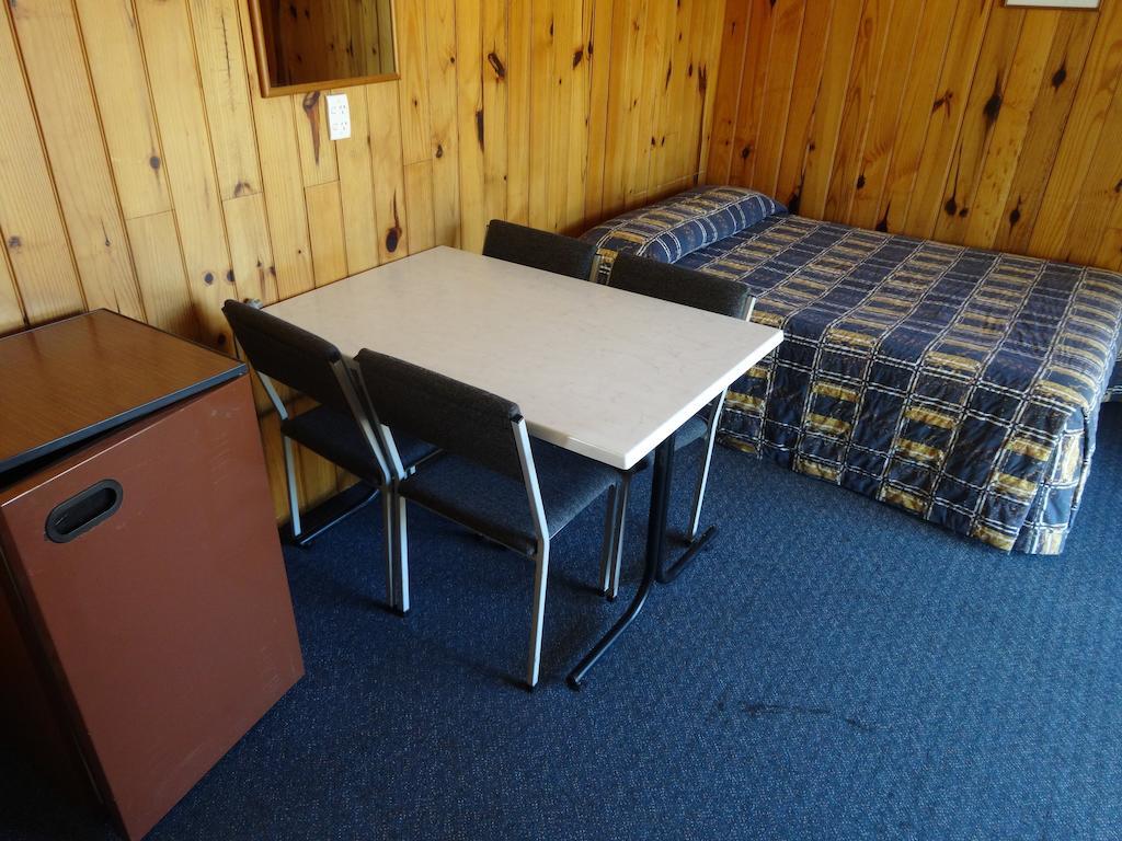 Ninety Mile Beach Holiday Park Waipapakauri 客房 照片